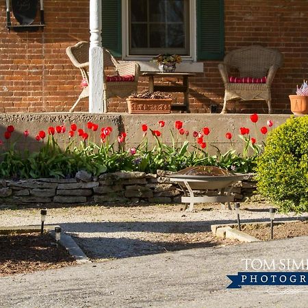 Willard Richards Inn Nauvoo Exterior photo